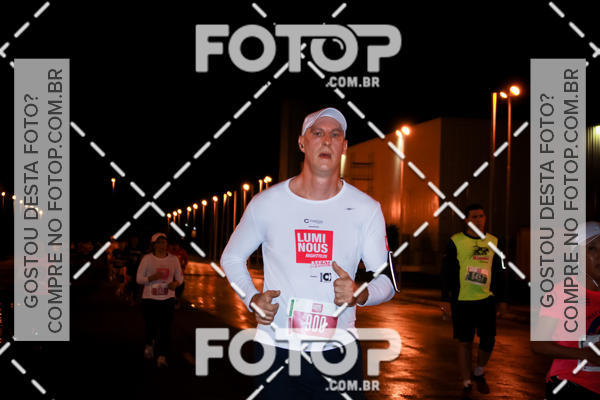 Buy your photos of the eventLuminous Run on Fotop