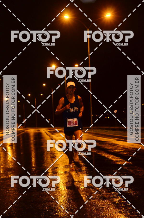Buy your photos of the eventLuminous Run on Fotop