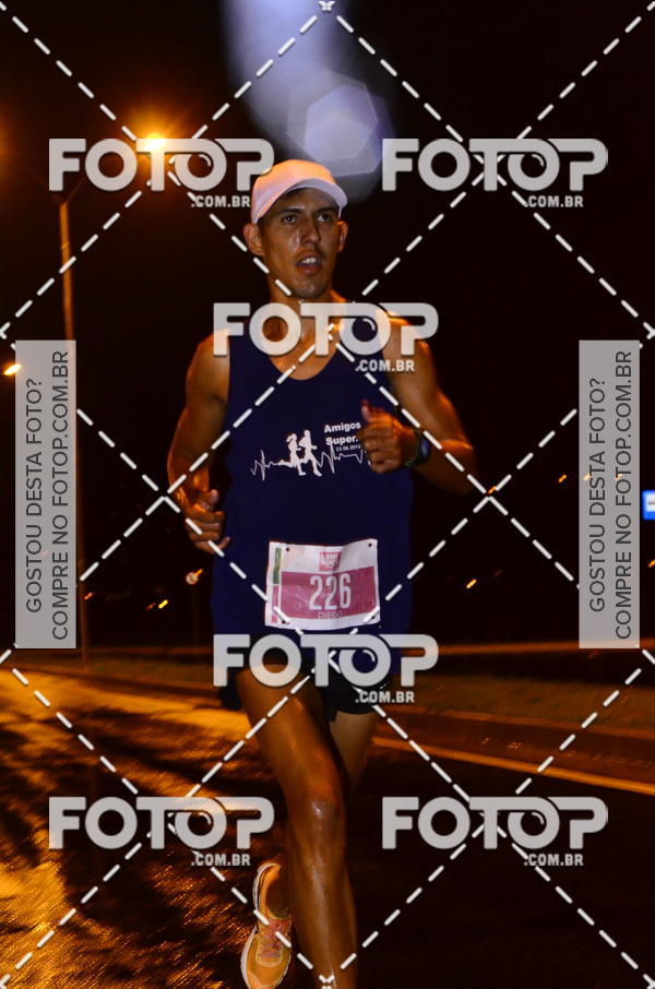 Buy your photos of the eventLuminous Run on Fotop