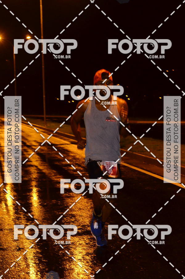 Buy your photos of the eventLuminous Run on Fotop