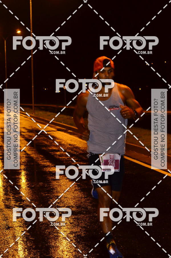 Buy your photos of the eventLuminous Run on Fotop