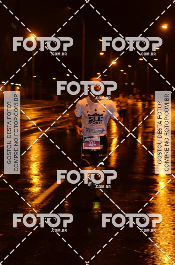 Buy your photos of the eventLuminous Run on Fotop