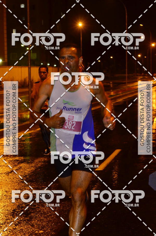 Buy your photos of the eventLuminous Run on Fotop