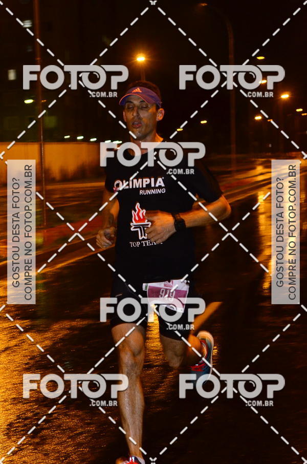 Buy your photos of the eventLuminous Run on Fotop