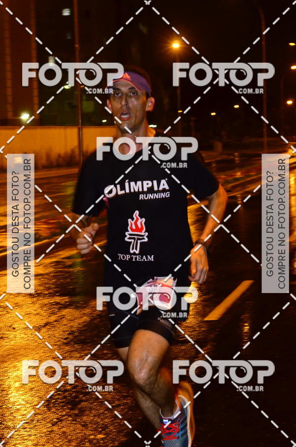 Buy your photos of the eventLuminous Run on Fotop