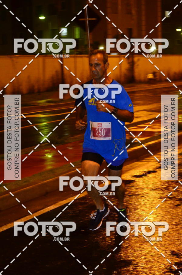 Buy your photos of the eventLuminous Run on Fotop