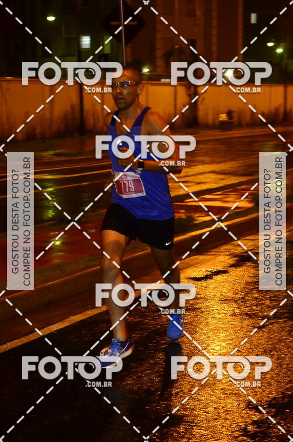 Buy your photos of the eventLuminous Run on Fotop