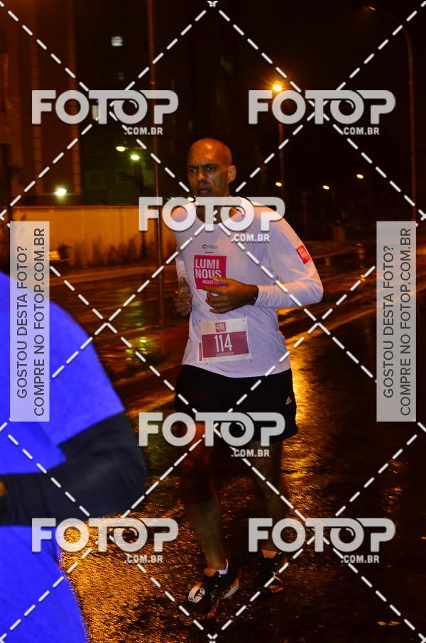 Buy your photos of the eventLuminous Run on Fotop