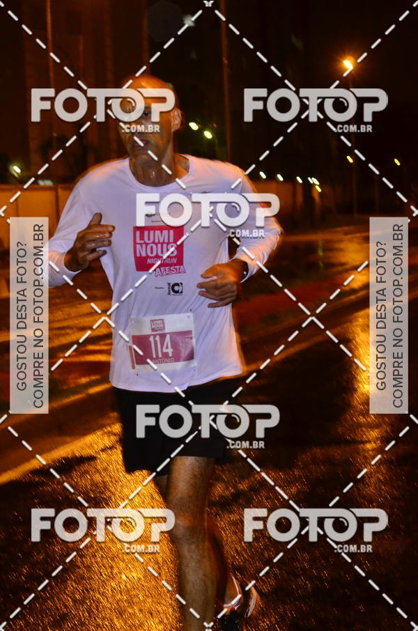 Buy your photos of the eventLuminous Run on Fotop
