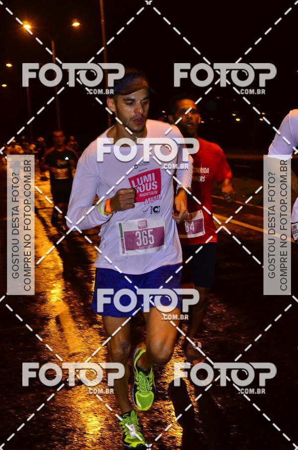 Buy your photos of the eventLuminous Run on Fotop