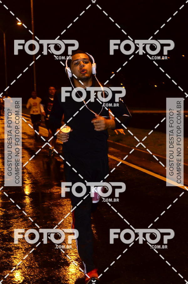 Buy your photos of the eventLuminous Run on Fotop