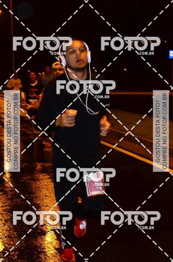 Buy your photos of the eventLuminous Run on Fotop