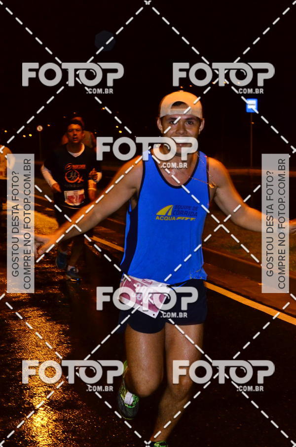 Buy your photos of the eventLuminous Run on Fotop