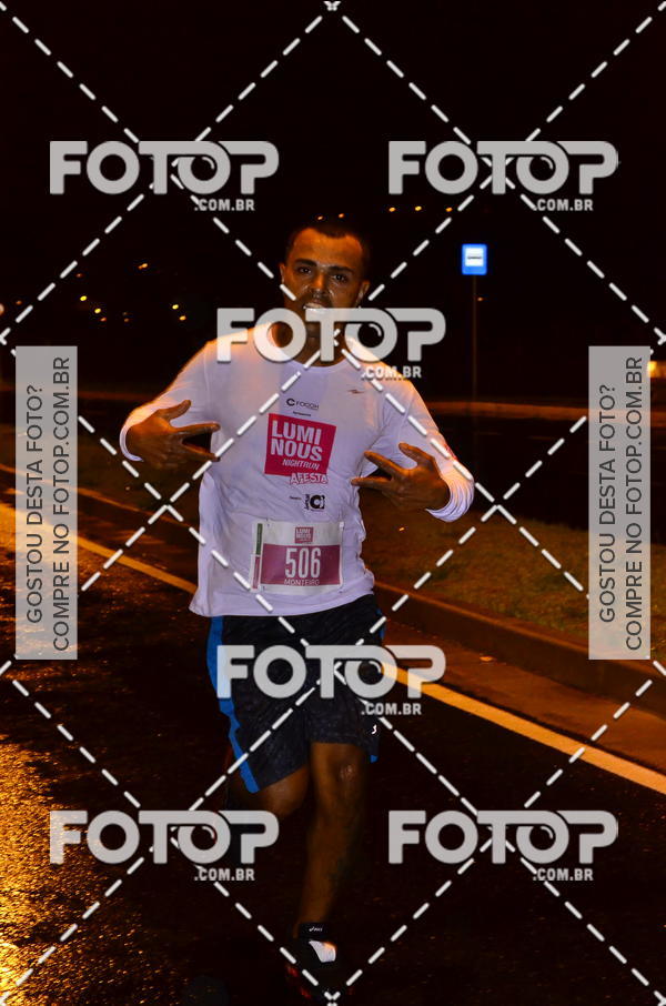 Buy your photos of the eventLuminous Run on Fotop