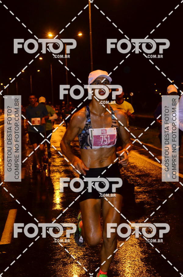 Buy your photos of the eventLuminous Run on Fotop