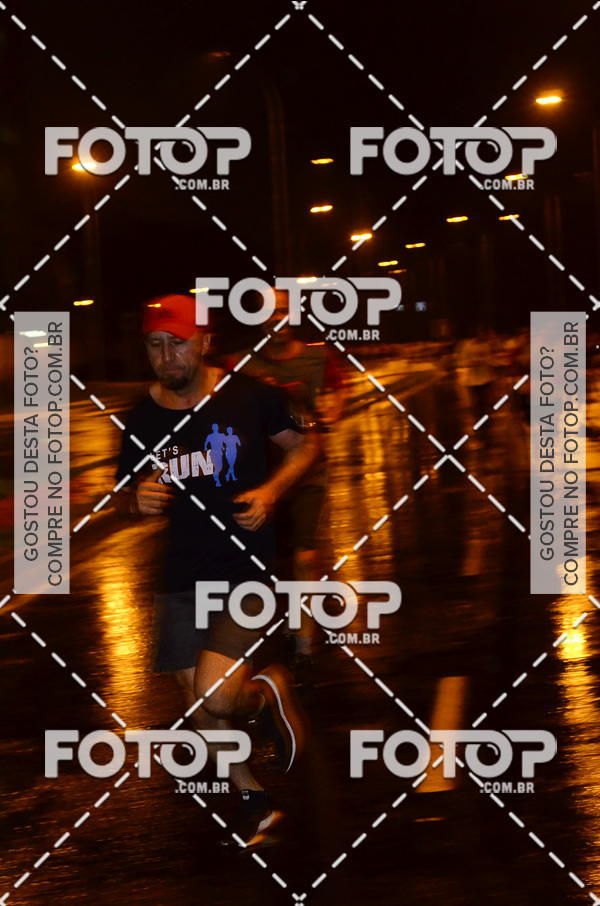 Buy your photos of the eventLuminous Run on Fotop
