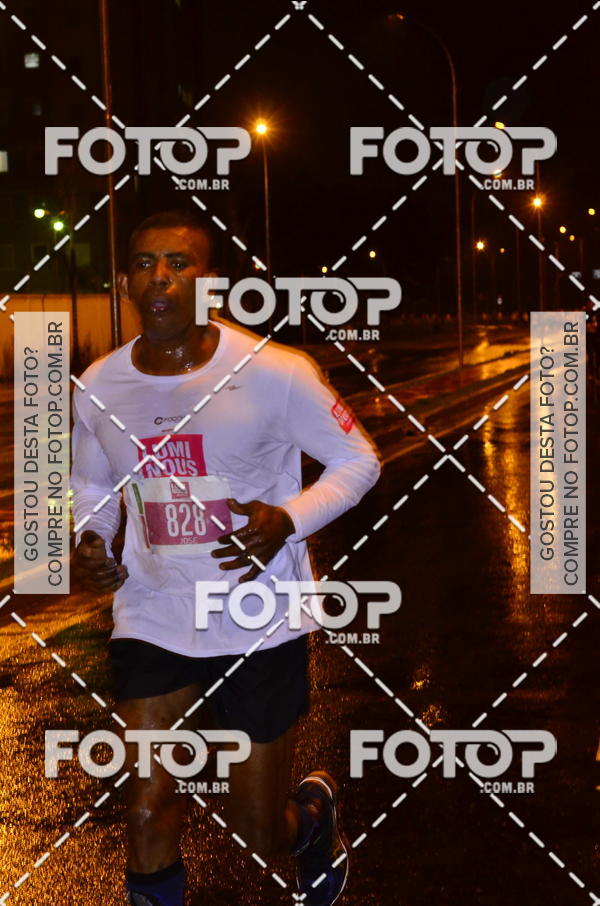 Buy your photos of the eventLuminous Run on Fotop