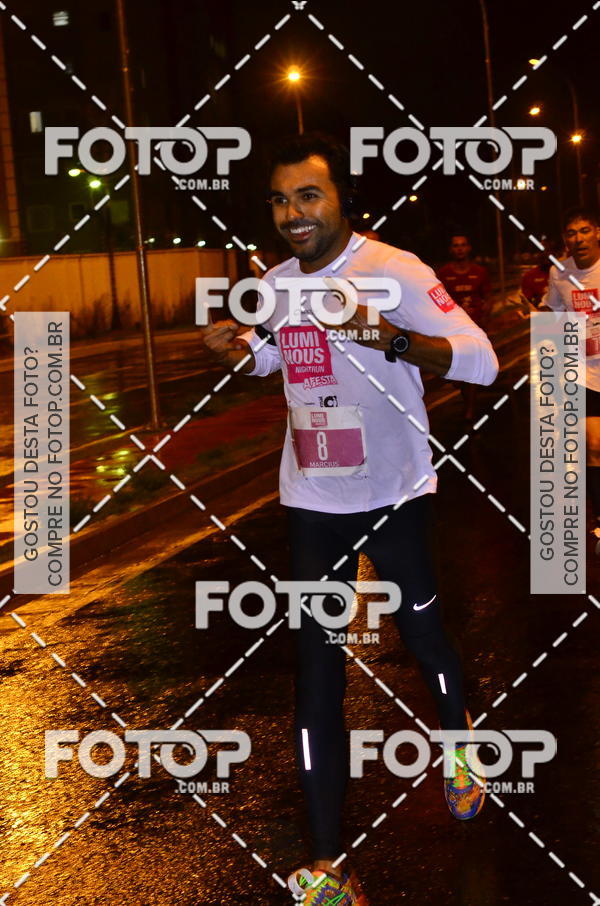 Buy your photos of the eventLuminous Run on Fotop