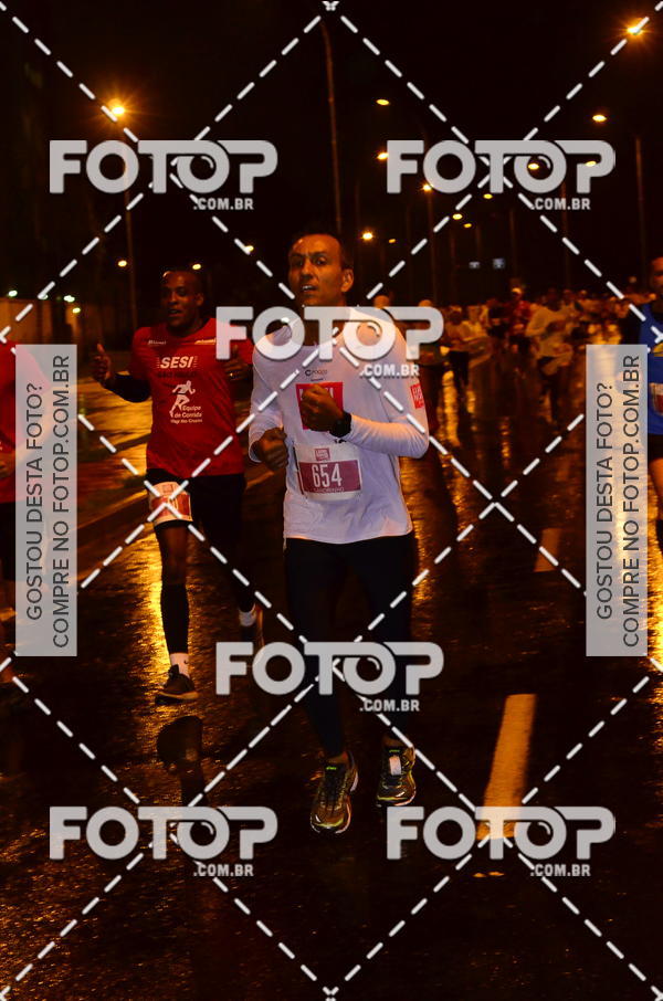 Buy your photos of the eventLuminous Run on Fotop