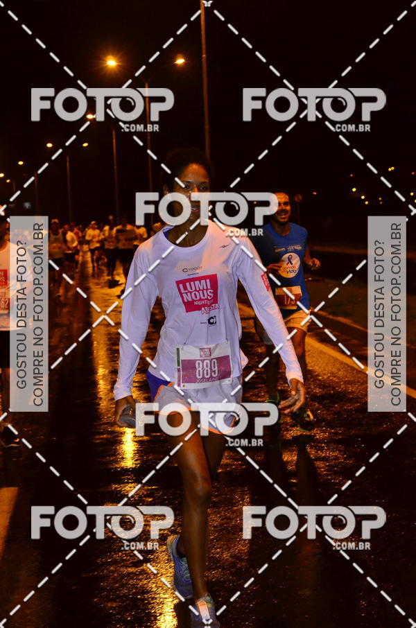 Buy your photos of the eventLuminous Run on Fotop