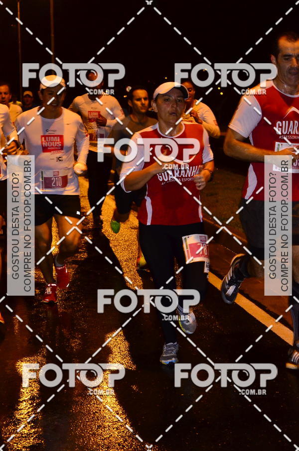 Buy your photos of the eventLuminous Run on Fotop