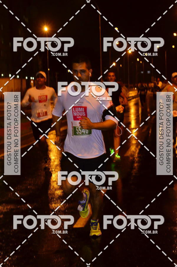 Buy your photos of the eventLuminous Run on Fotop
