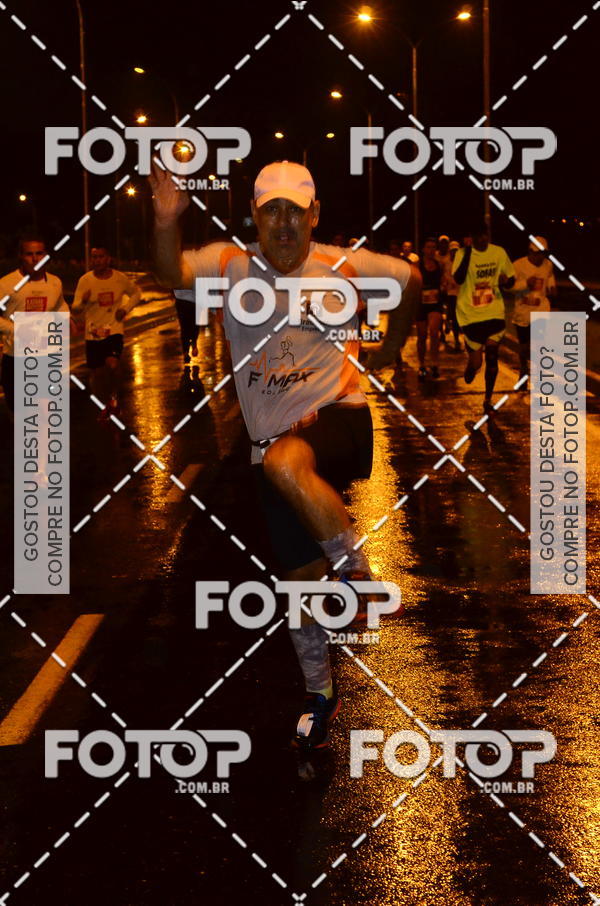 Buy your photos of the eventLuminous Run on Fotop