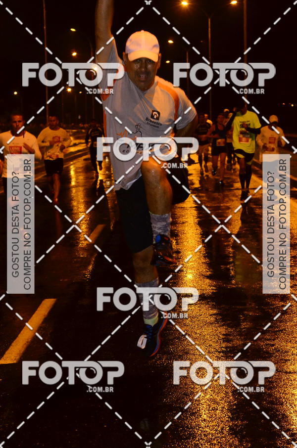 Buy your photos of the eventLuminous Run on Fotop