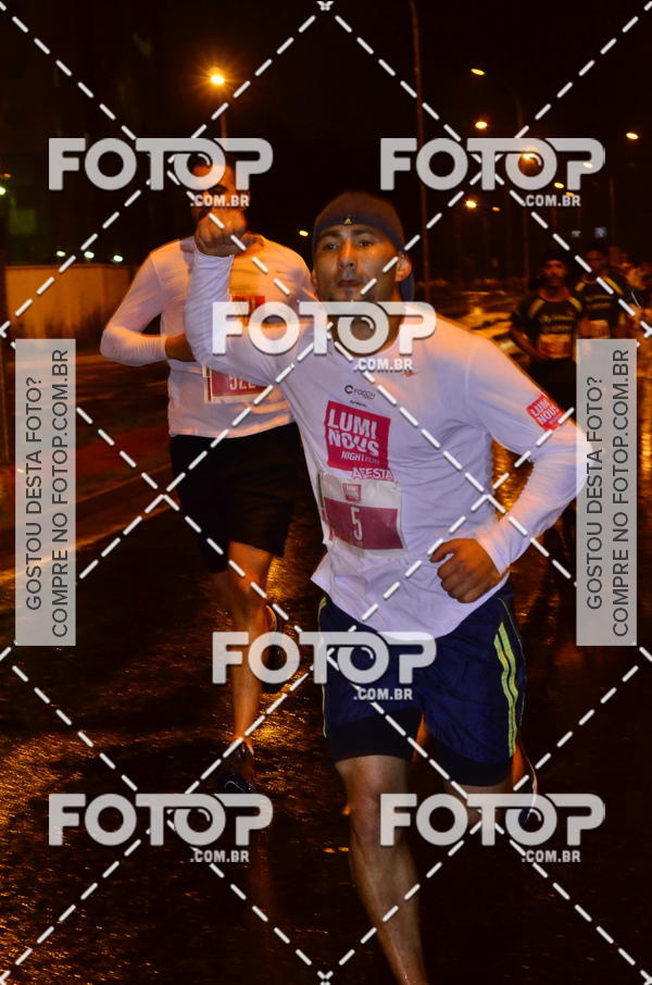 Buy your photos of the eventLuminous Run on Fotop