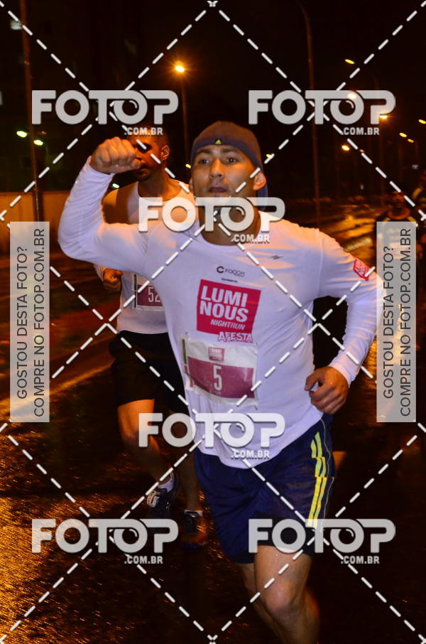 Buy your photos of the eventLuminous Run on Fotop