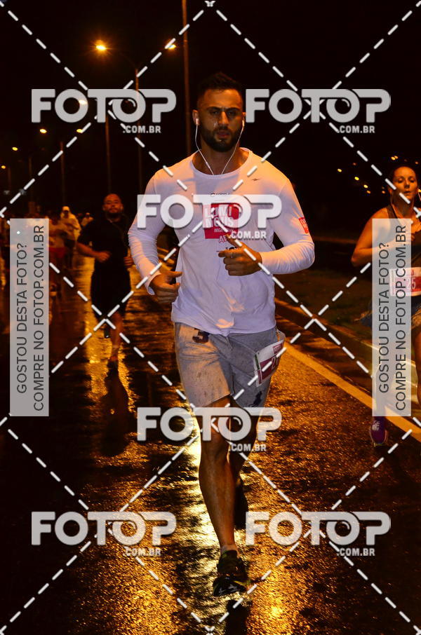 Buy your photos of the eventLuminous Run on Fotop