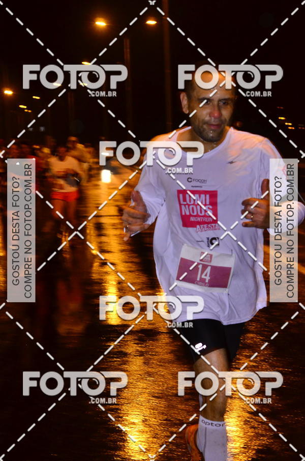 Buy your photos of the eventLuminous Run on Fotop