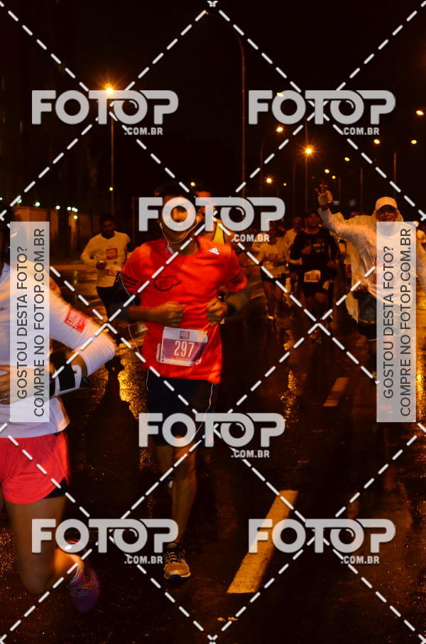 Buy your photos of the eventLuminous Run on Fotop