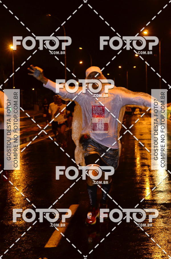 Buy your photos of the eventLuminous Run on Fotop