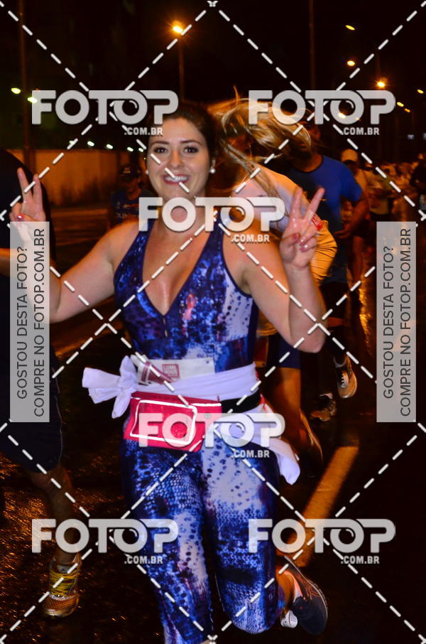 Buy your photos of the eventLuminous Run on Fotop