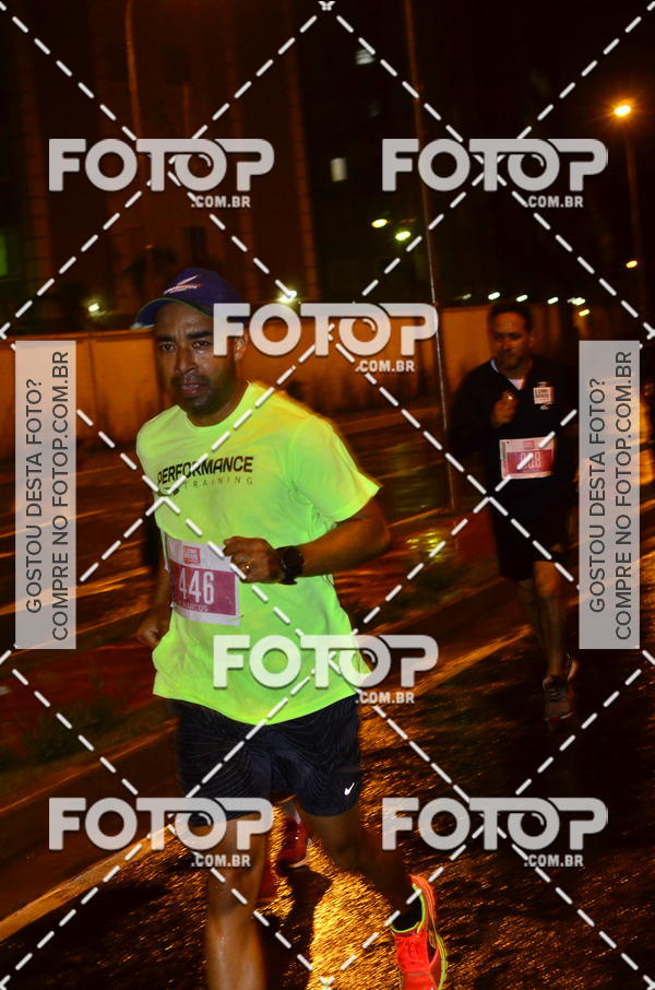 Buy your photos of the eventLuminous Run on Fotop