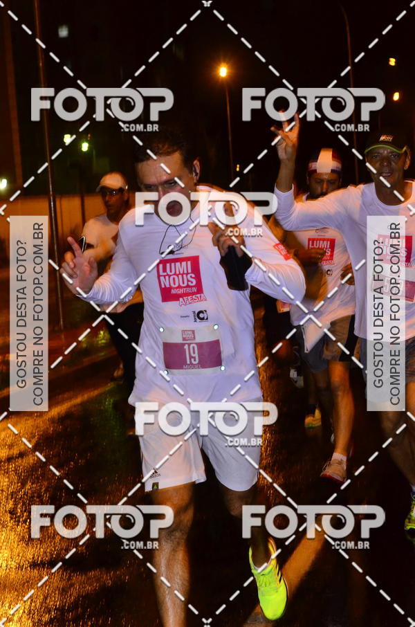 Buy your photos of the eventLuminous Run on Fotop