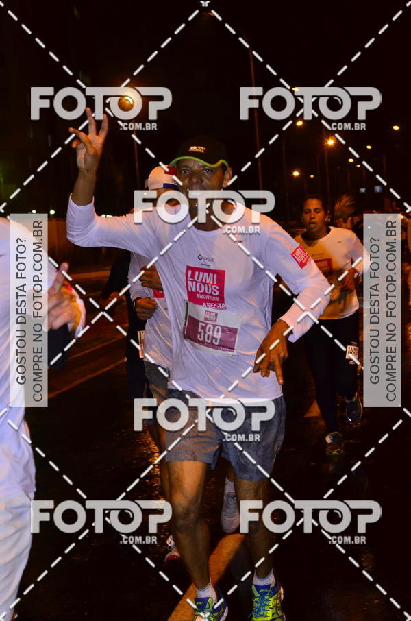 Buy your photos of the eventLuminous Run on Fotop