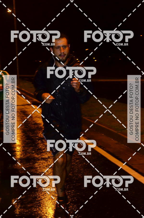 Buy your photos of the eventLuminous Run on Fotop