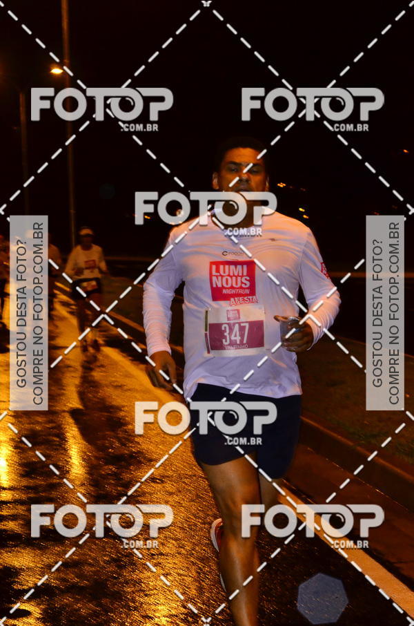 Buy your photos of the eventLuminous Run on Fotop