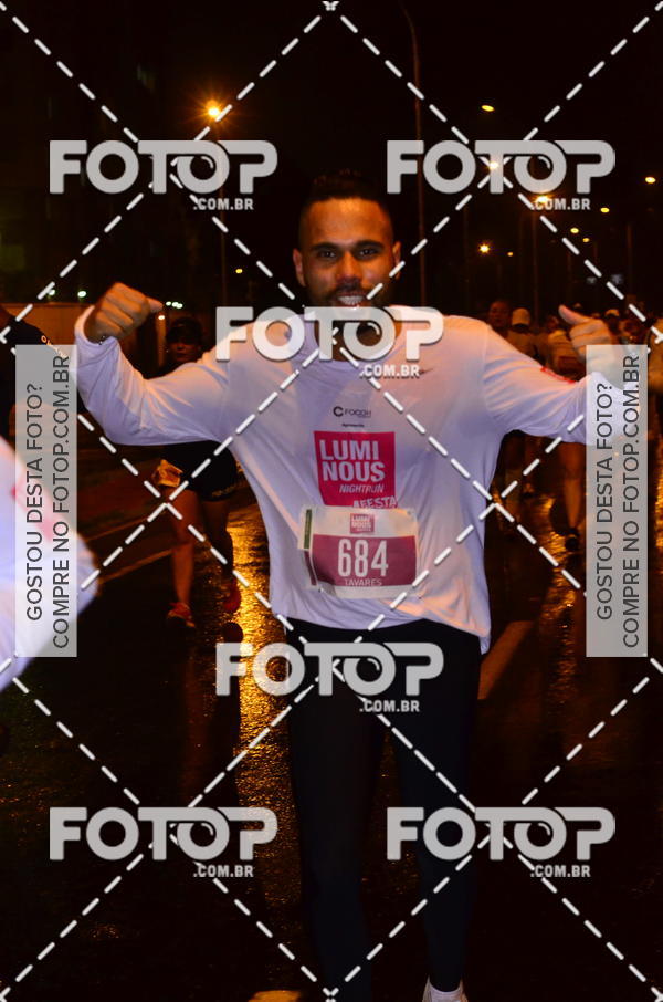 Buy your photos of the eventLuminous Run on Fotop