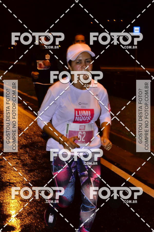 Buy your photos of the eventLuminous Run on Fotop