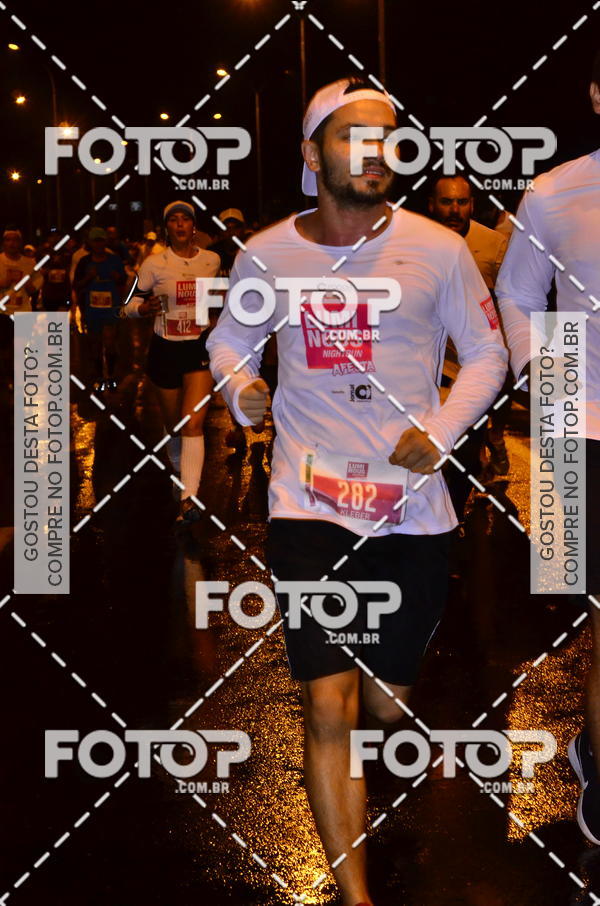 Buy your photos of the eventLuminous Run on Fotop