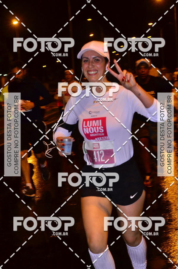 Buy your photos of the eventLuminous Run on Fotop