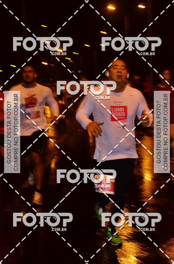 Buy your photos of the eventLuminous Run on Fotop