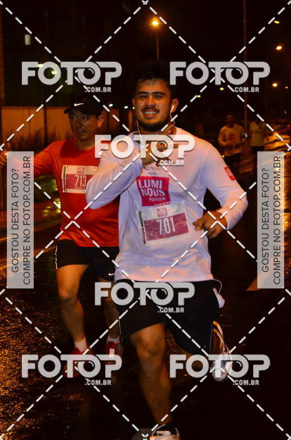 Buy your photos of the eventLuminous Run on Fotop