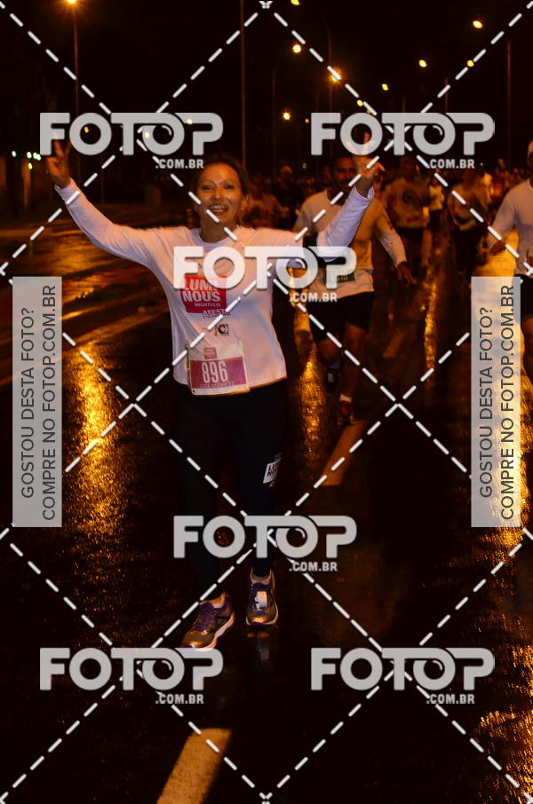 Buy your photos of the eventLuminous Run on Fotop