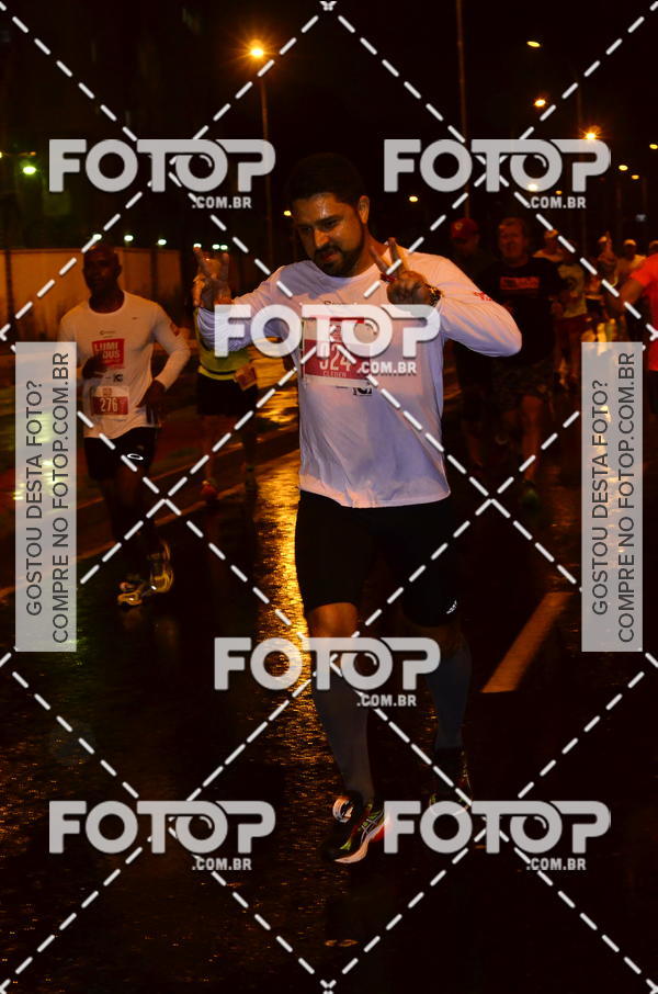 Buy your photos of the eventLuminous Run on Fotop