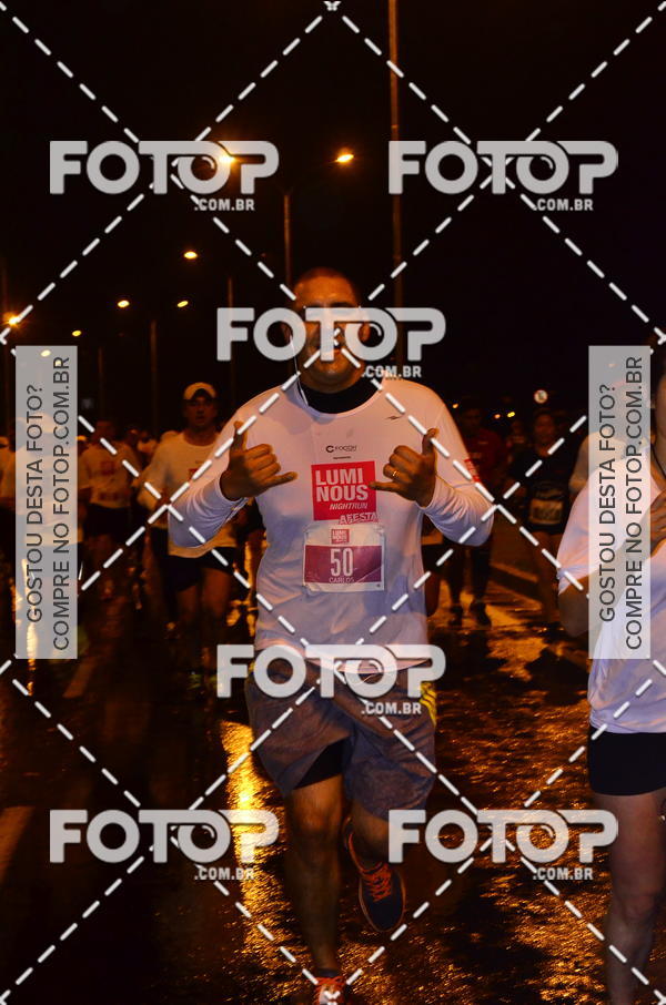 Buy your photos of the eventLuminous Run on Fotop