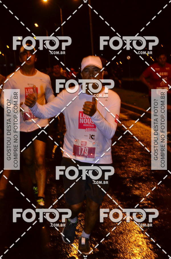 Buy your photos of the eventLuminous Run on Fotop